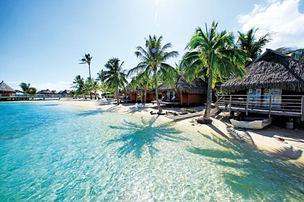 Bungalow sur l'eau, sur la plage ou dans un jardin à Tahiti ? 3