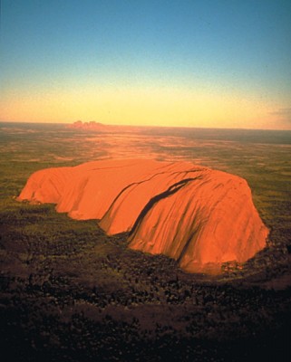 La merveille d'Ayers Rock en Australie 1