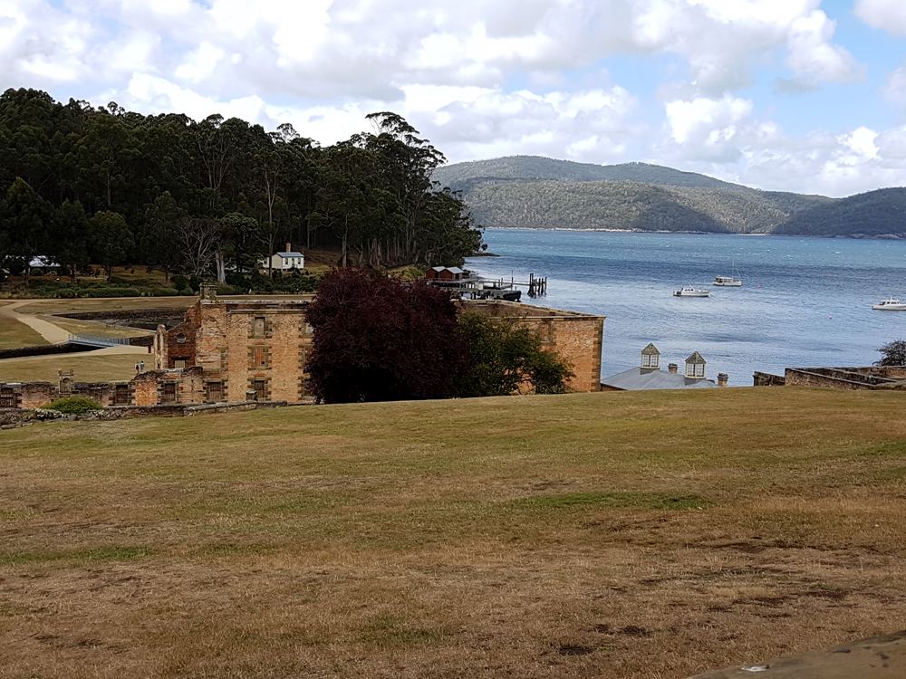Passez un bon moment "diabolique" avec les étrangers de la péninsule de Tasman, pendant vos vacances en Australie. 3