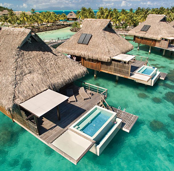 Votre premier regard sur le nouveau Conrad Bora Bora, dans les îles de Tahiti. 3
